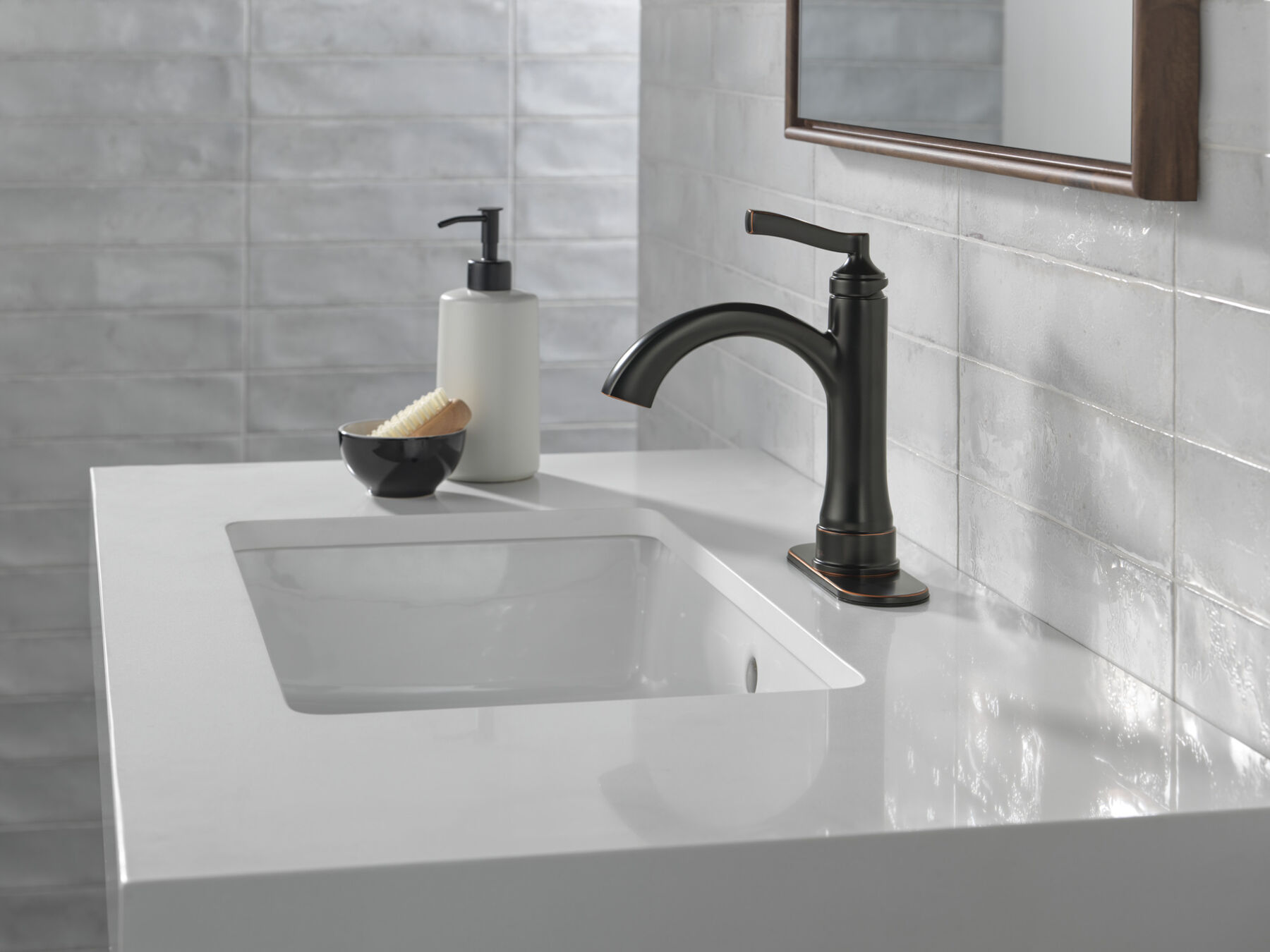 Single Handle Bathroom Faucet