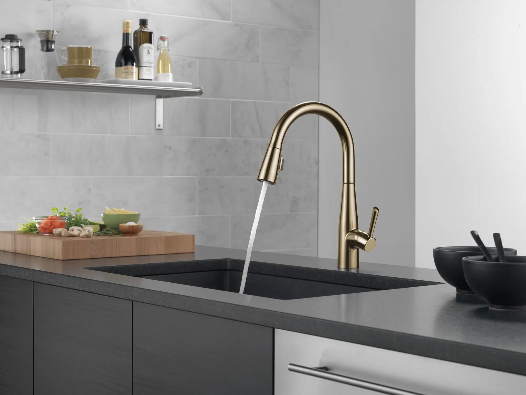Pull-Down Kitchen Faucet  (Recertified)