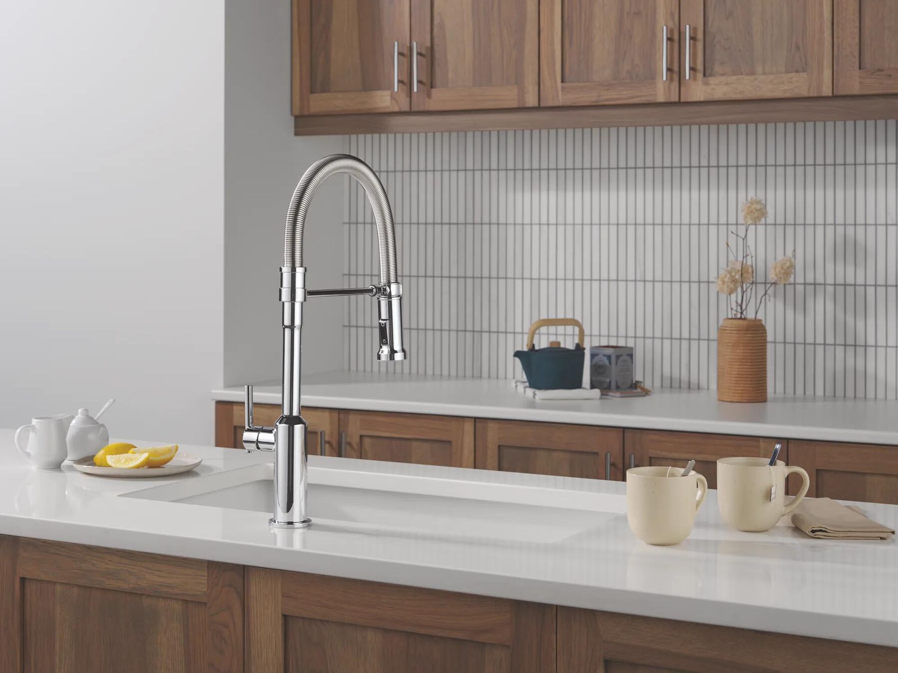 Single Handle Pull-Down Kitchen Faucet With Spring Spout