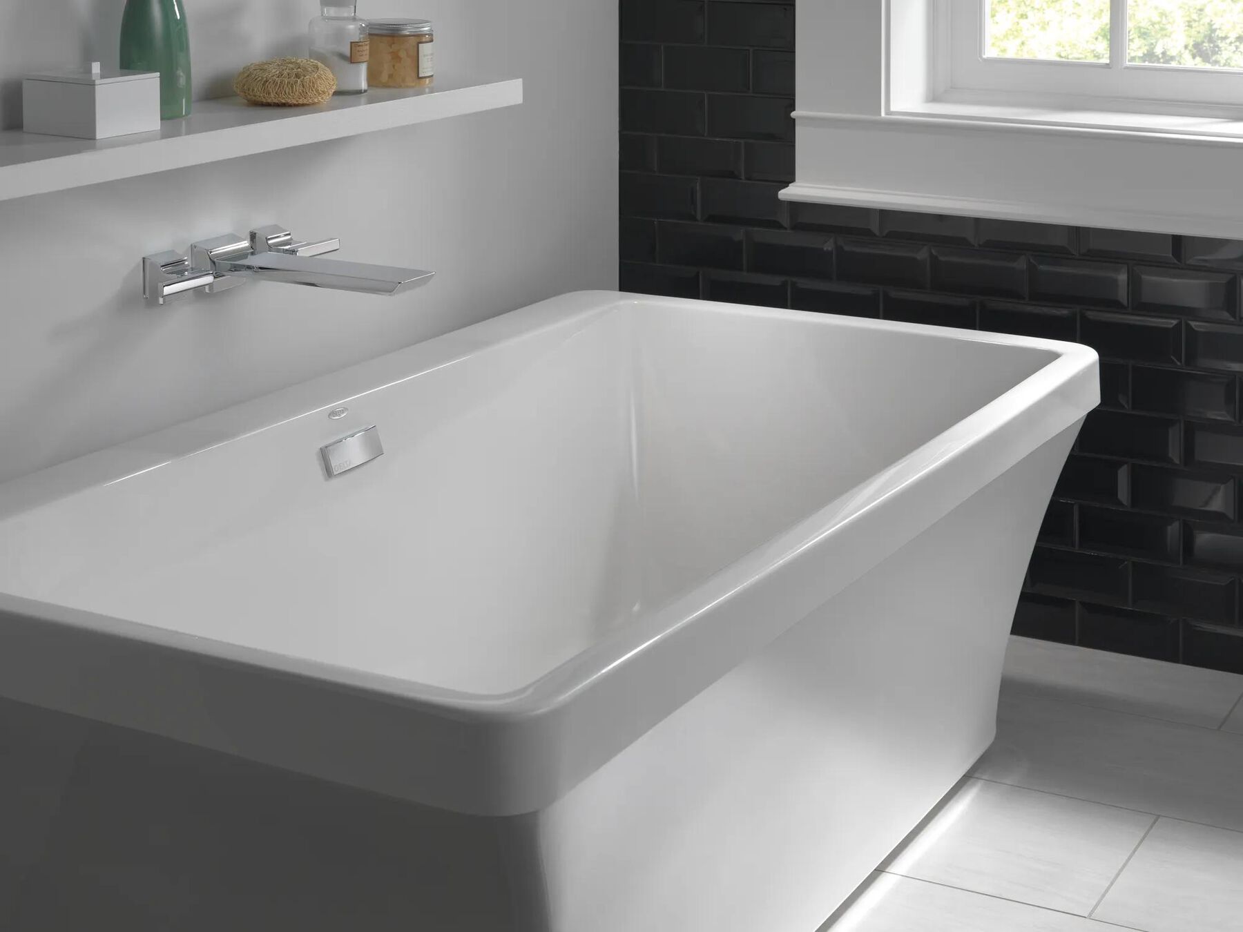 Wall Mount Tub Filler Trim