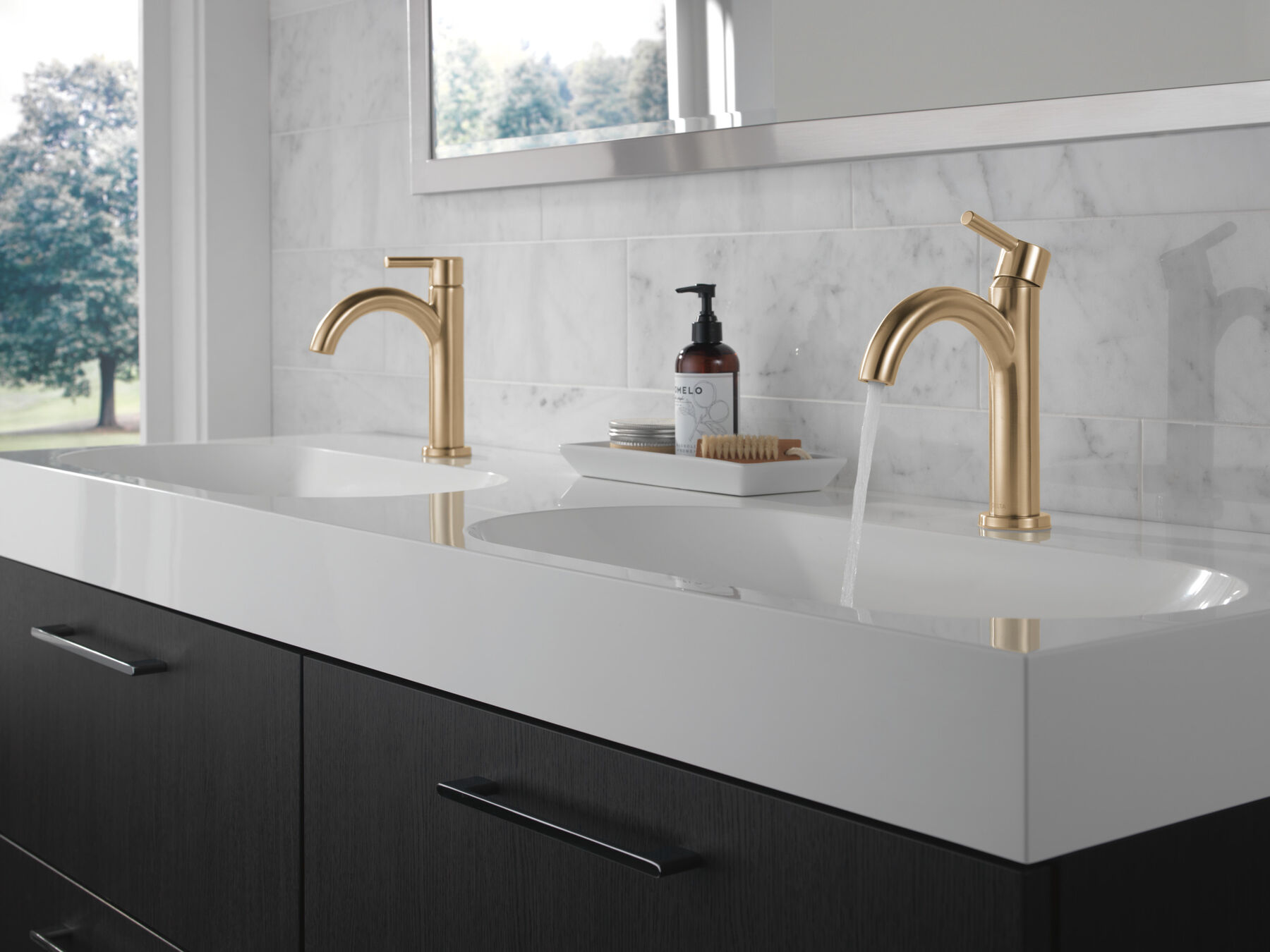 Single-Hole Bathroom Faucet (Recertified)