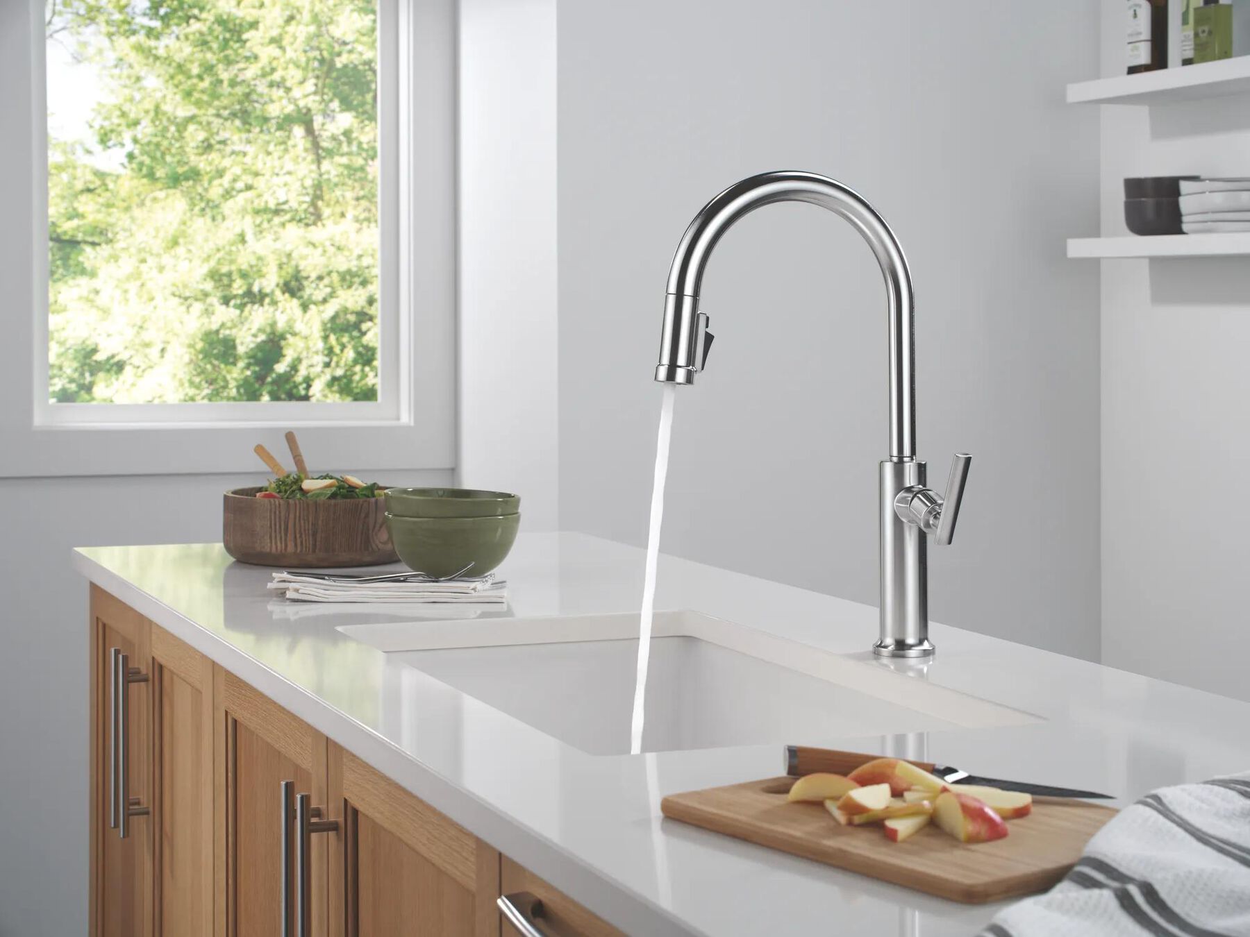 Single Handle Pull-Down Kitchen Faucet