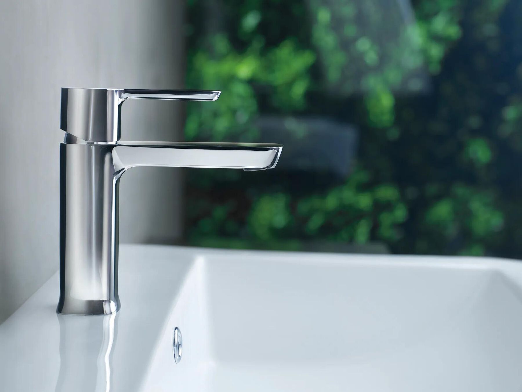 Single Handle Bathroom Faucet - Less Pop-Up