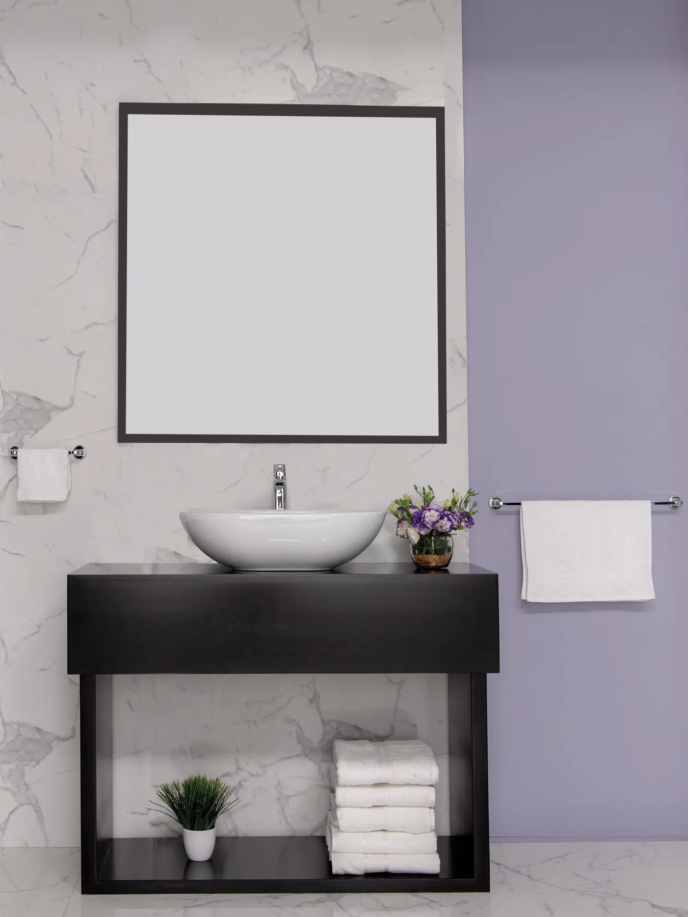 8" Towel Bar