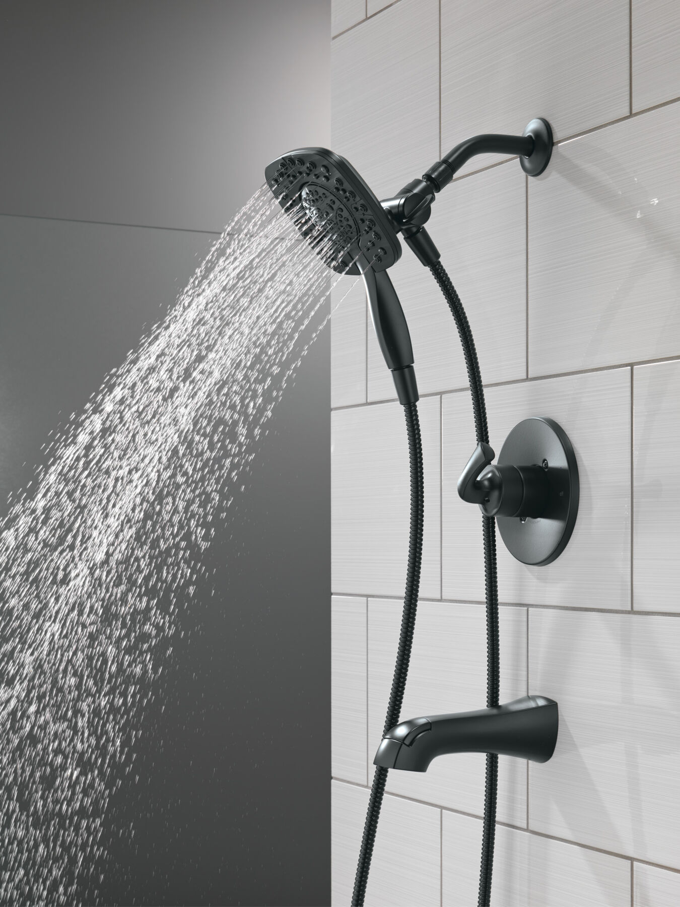 Monitor&reg; 14 Series Tub and Shower