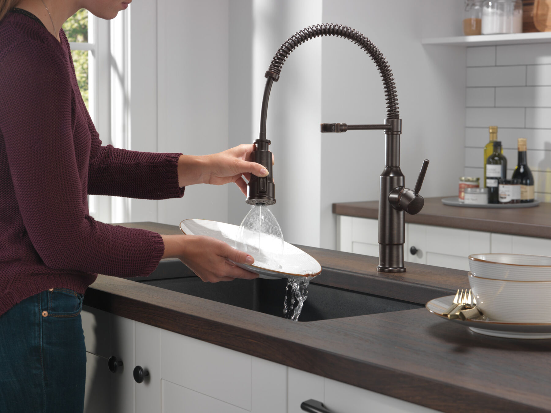 Single-Handle Pull-Down Spring Kitchen Faucet