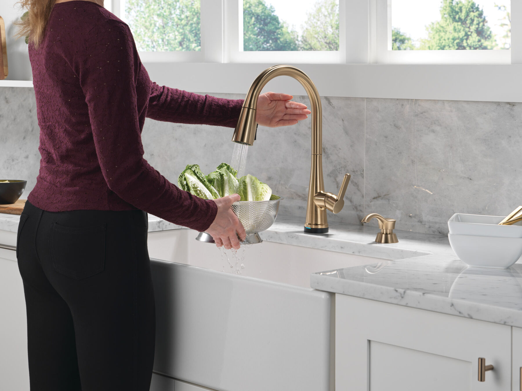 Touch2O&reg; Pull-Down Kitchen w/Soap (Recertified)