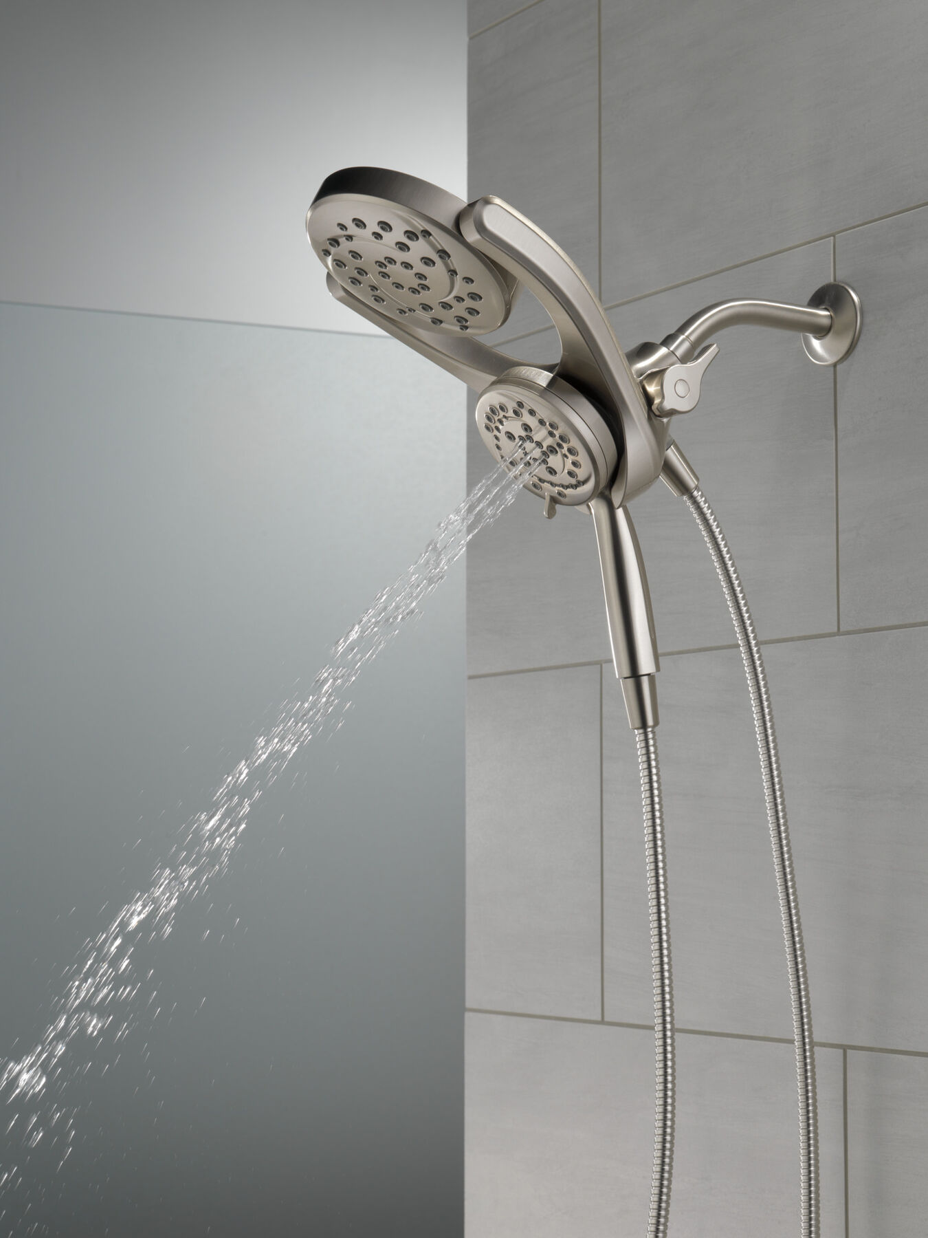 HydroRain&reg; 4-Setting Two-in-One Shower Head (Recertified)