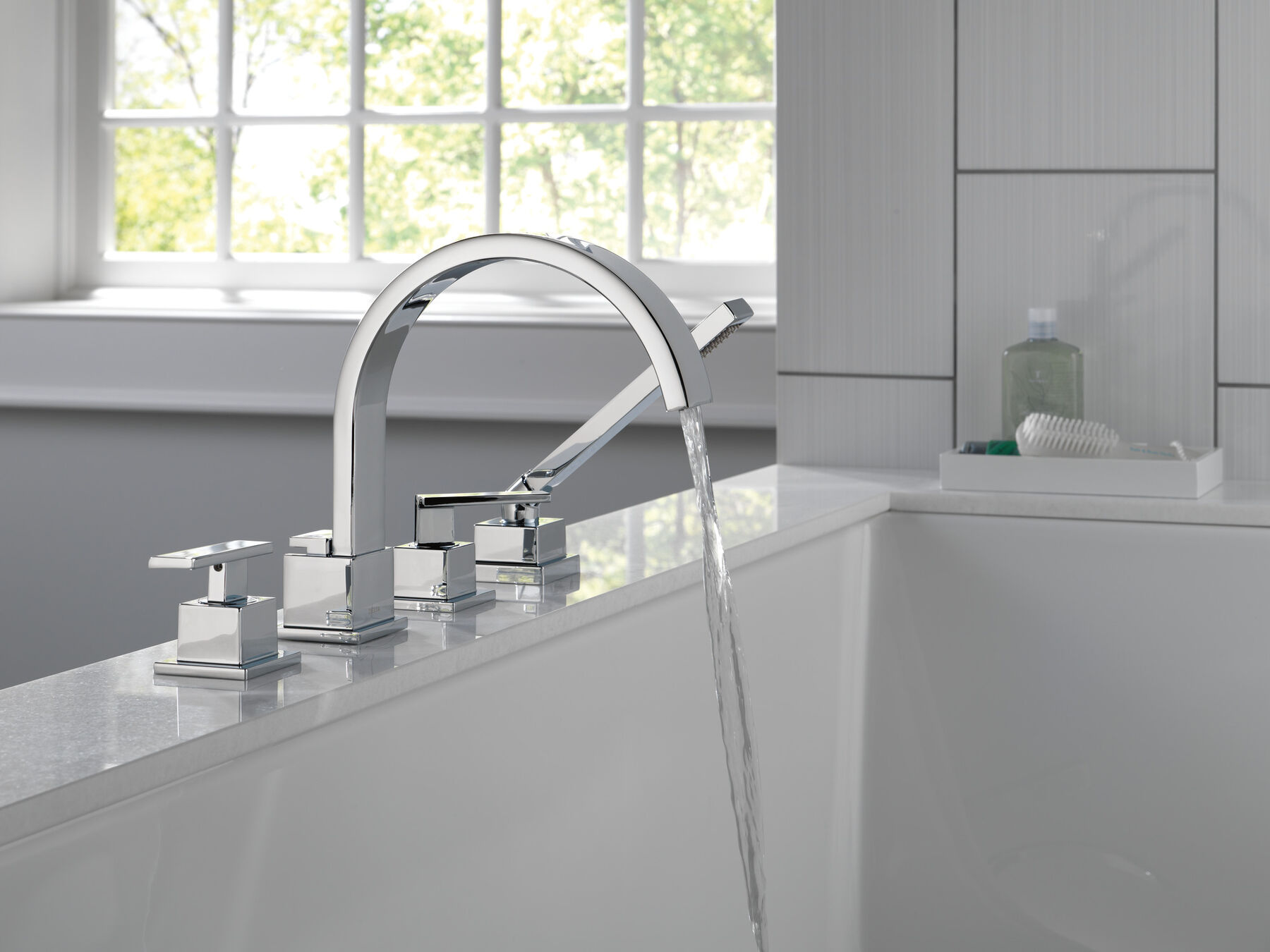 Roman Tub Trim with Hand Shower