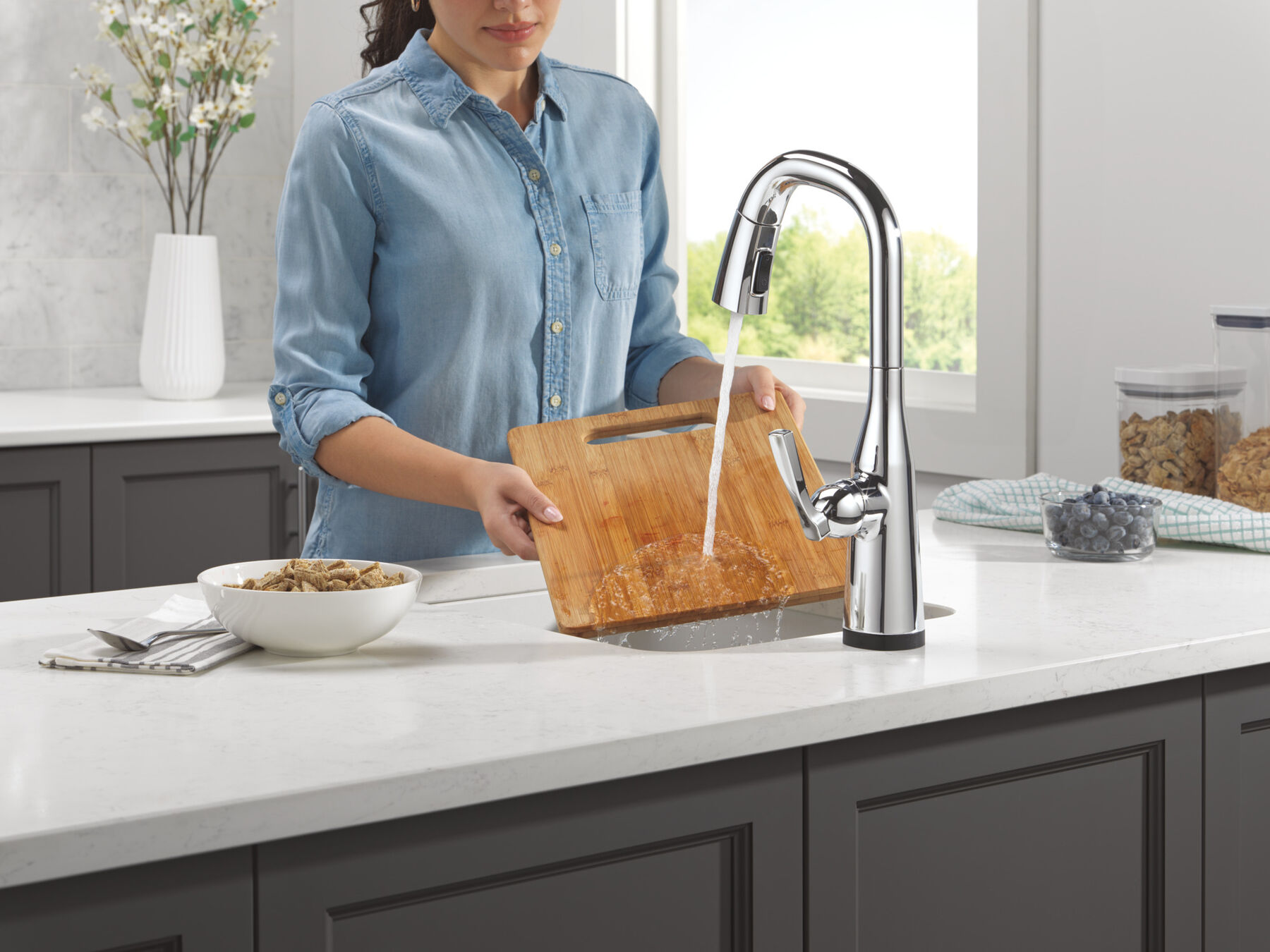 Touch2O&reg; Bar / Prep Faucet with Touchless Technology