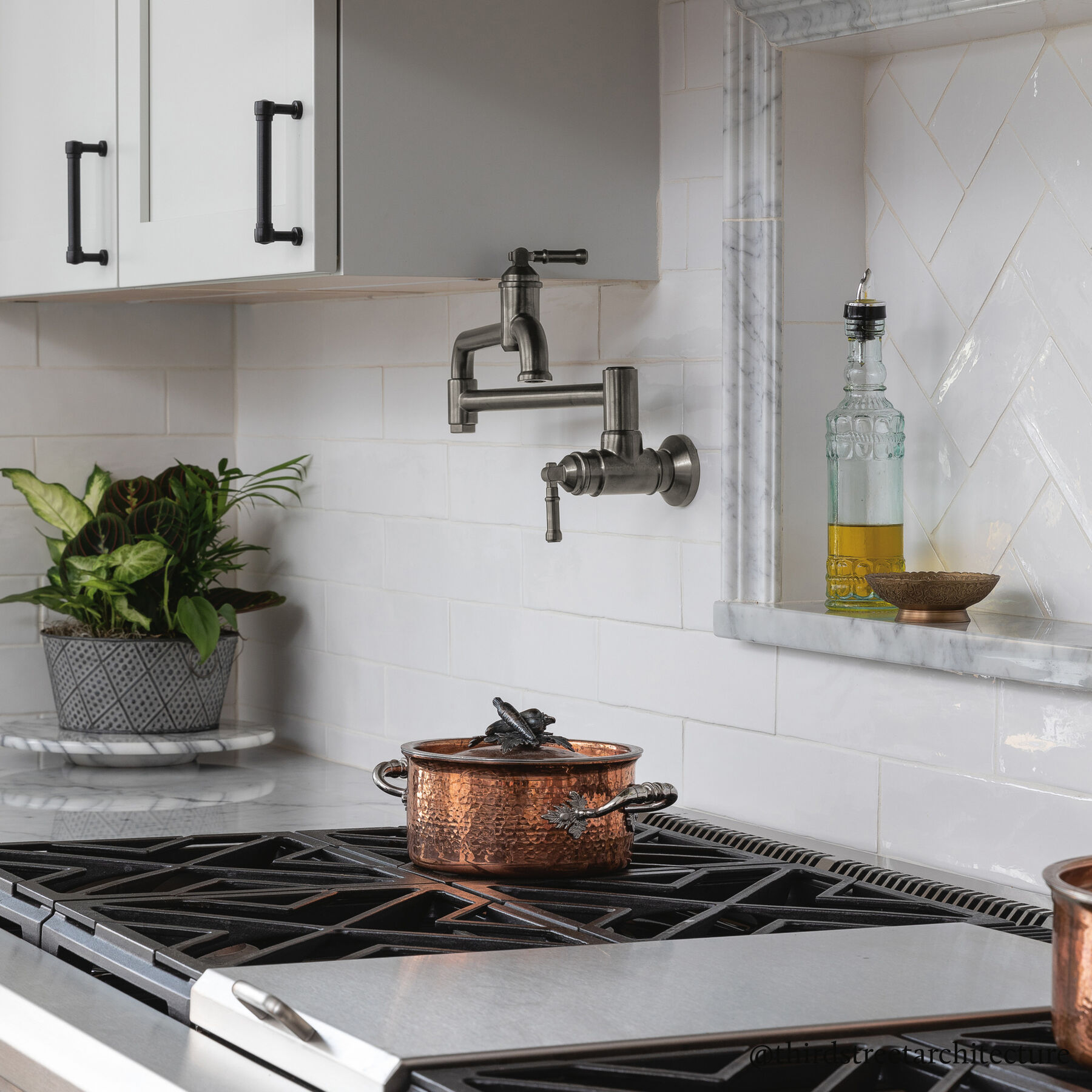 Wall Mount Pot Filler