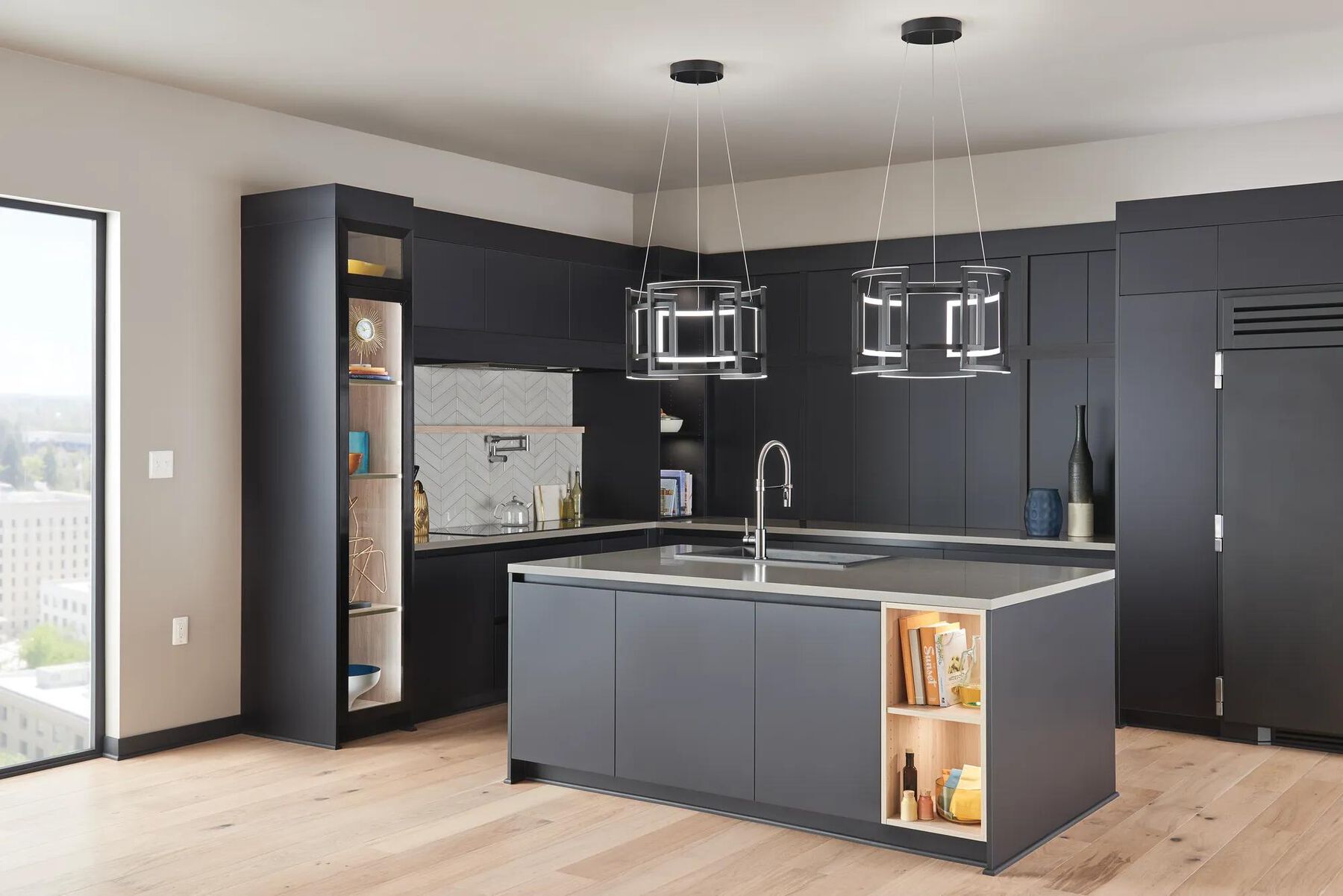 Single-Handle Pull-Down Spring Kitchen Faucet