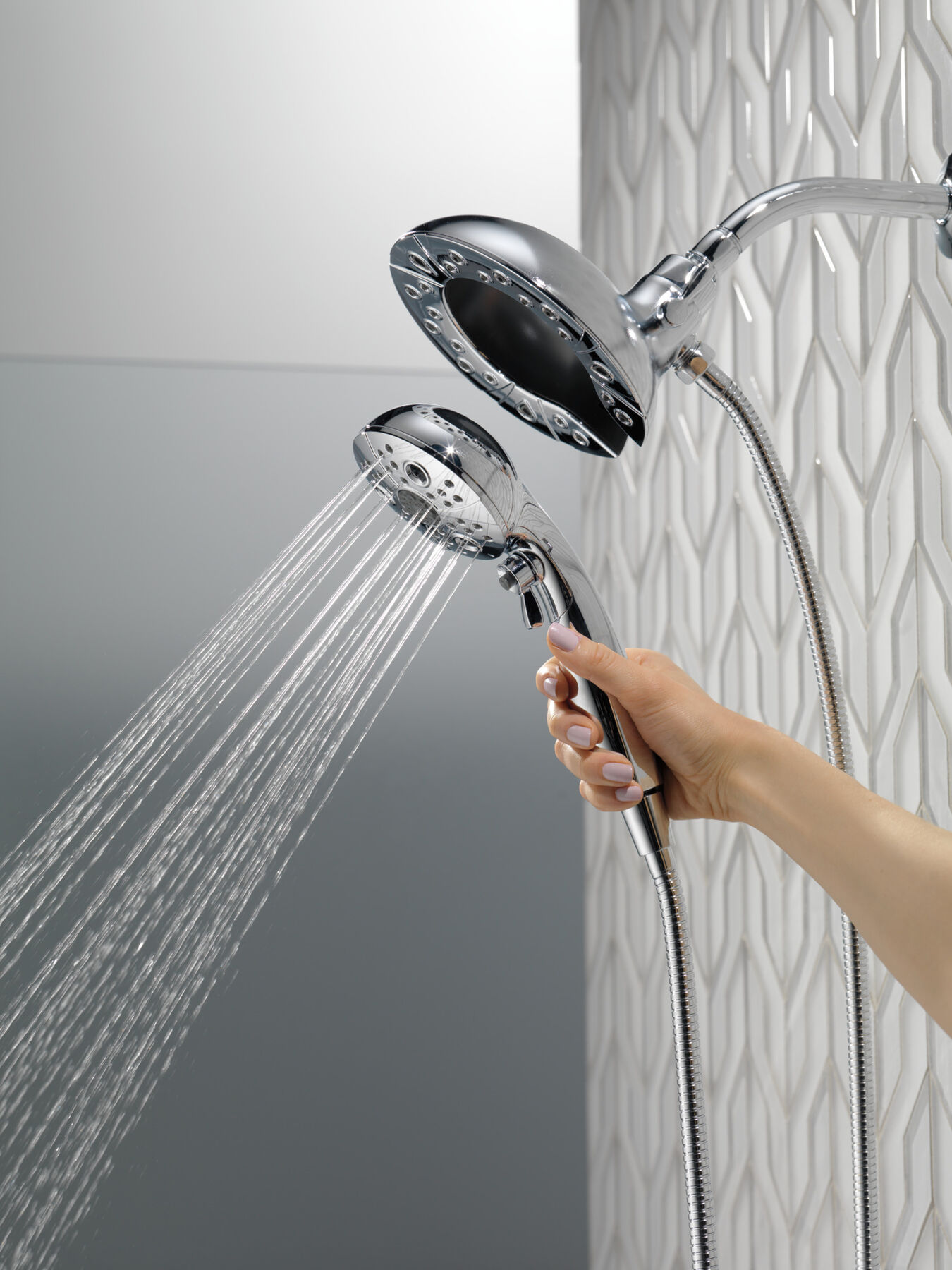 H<sub>2</sub>Okinetic&reg; In2ition&reg; 5-Setting Two-in-One Shower
