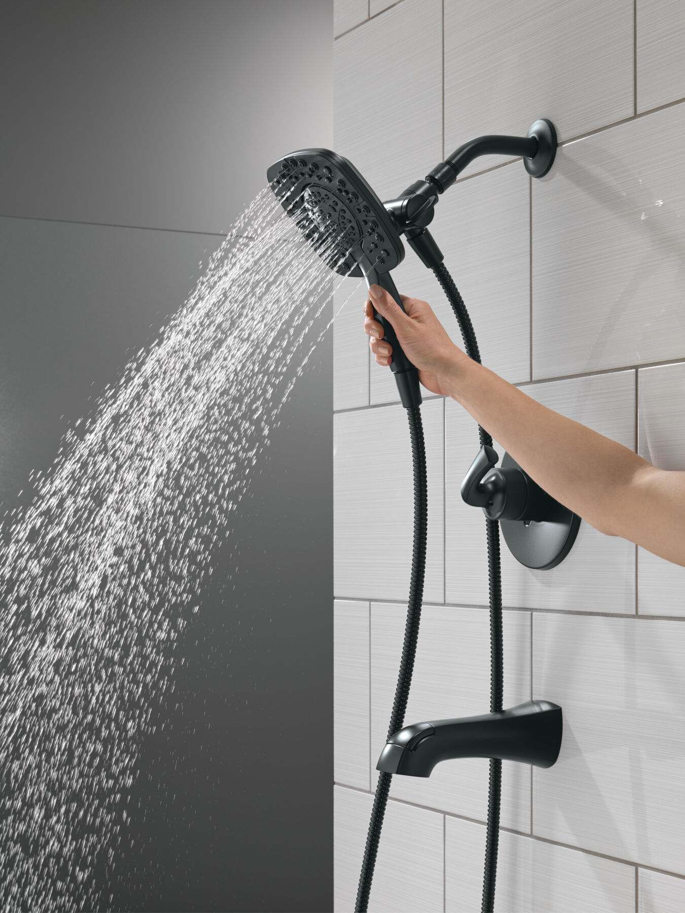 Monitor&reg; 14 Series Tub and Shower