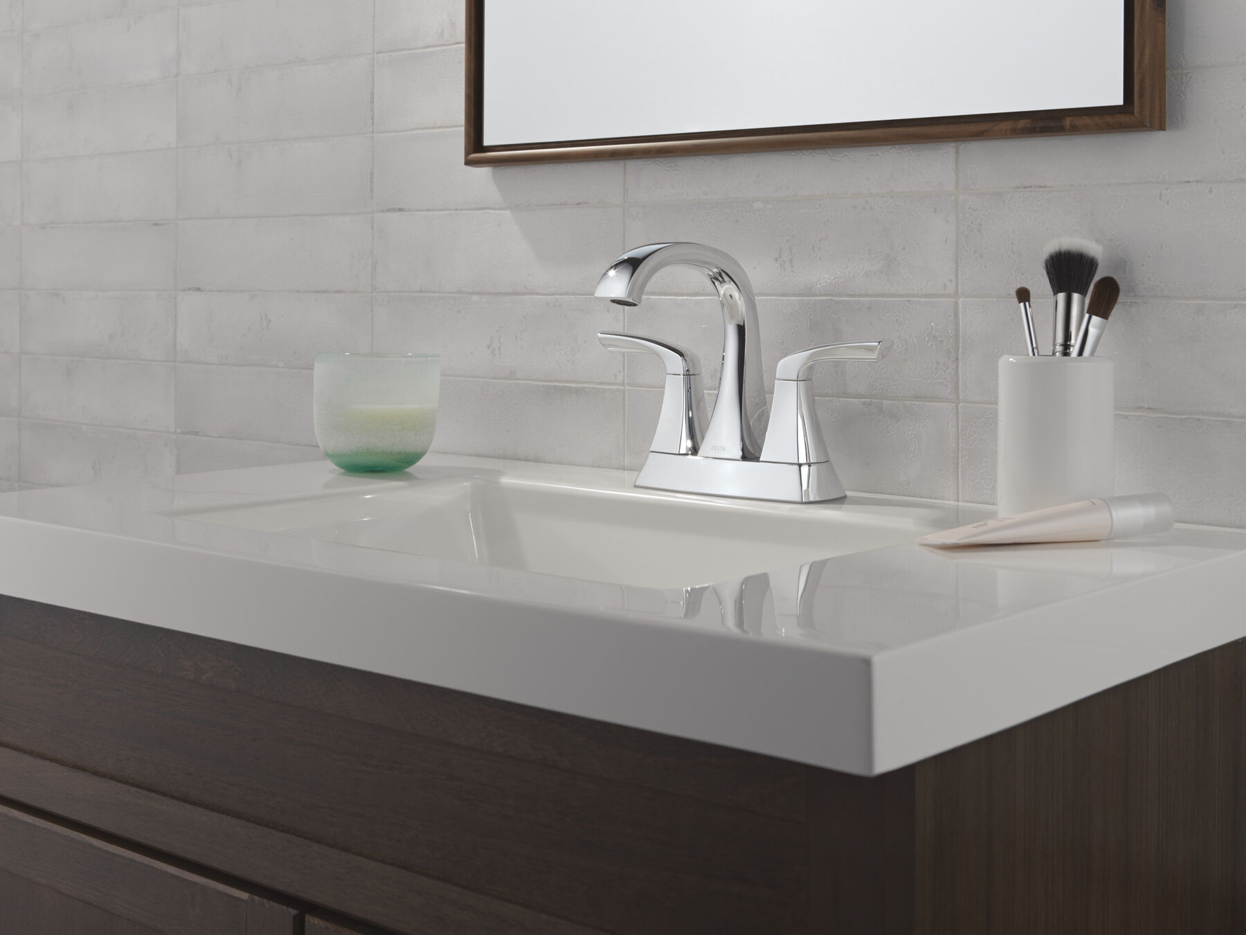 Centerset Lavatory Faucet with 14 Series Tub Shower Trim Bundle