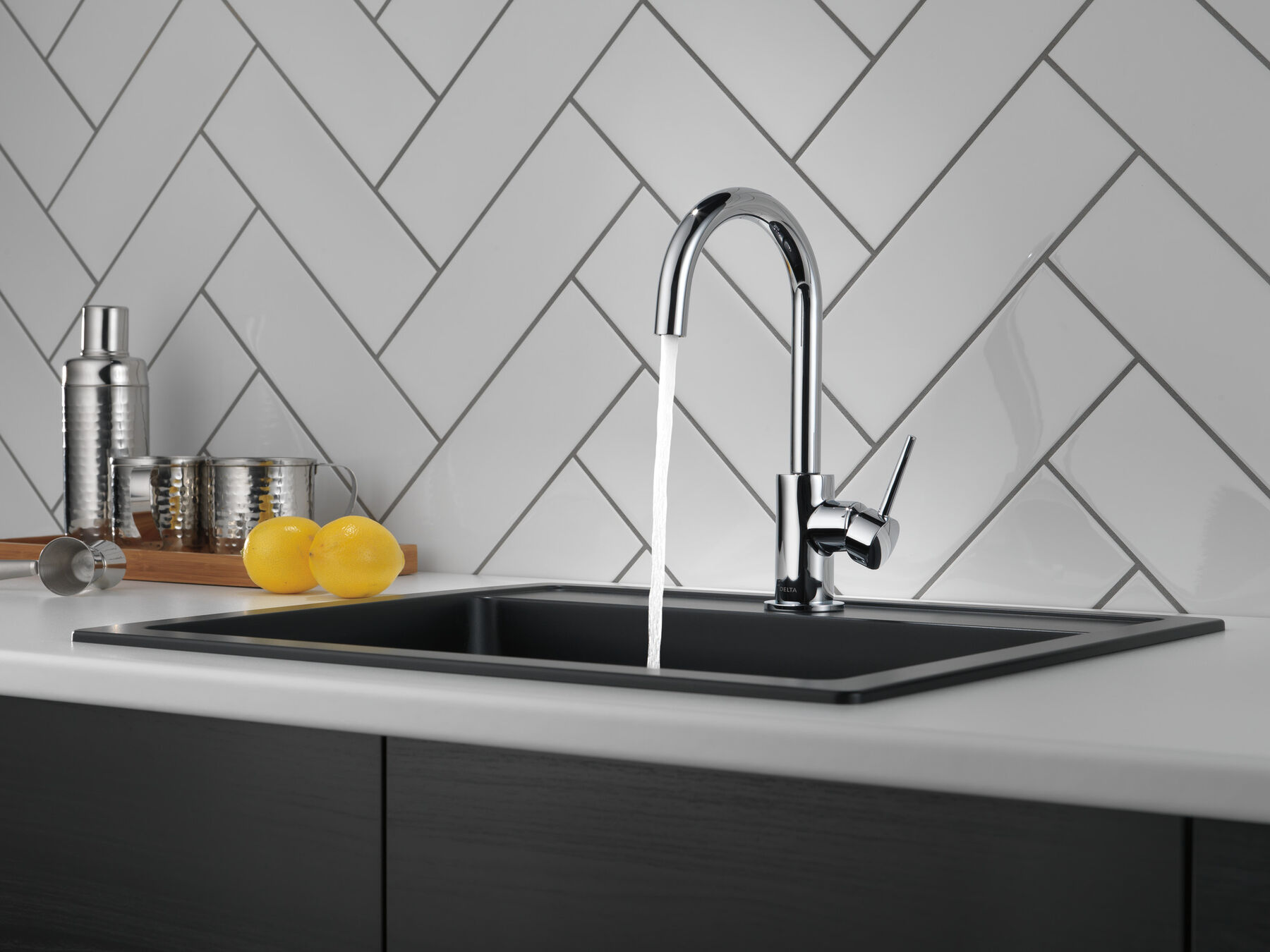 True Bar Limited Swivel