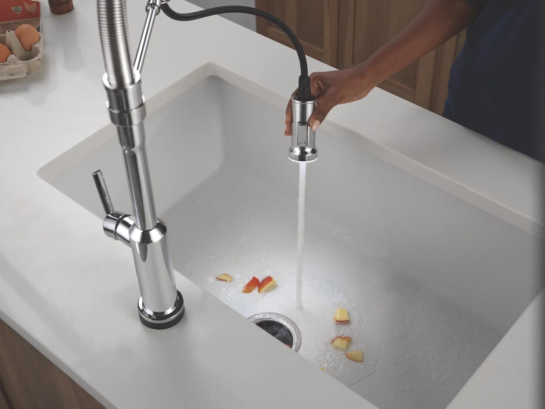 Touch2O&reg; Technology Kitchen Faucet with Touchless Technology