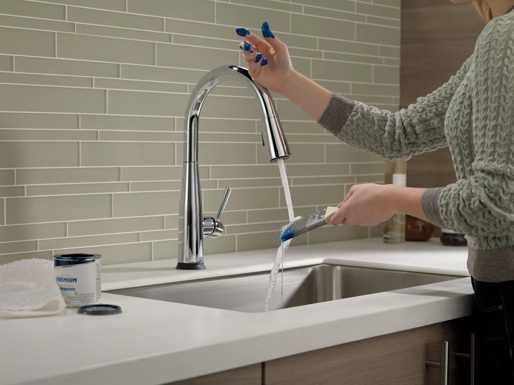 Single Handle Pull-Down Kitchen Faucet with Touch<sub>2</sub>O&reg; Technology